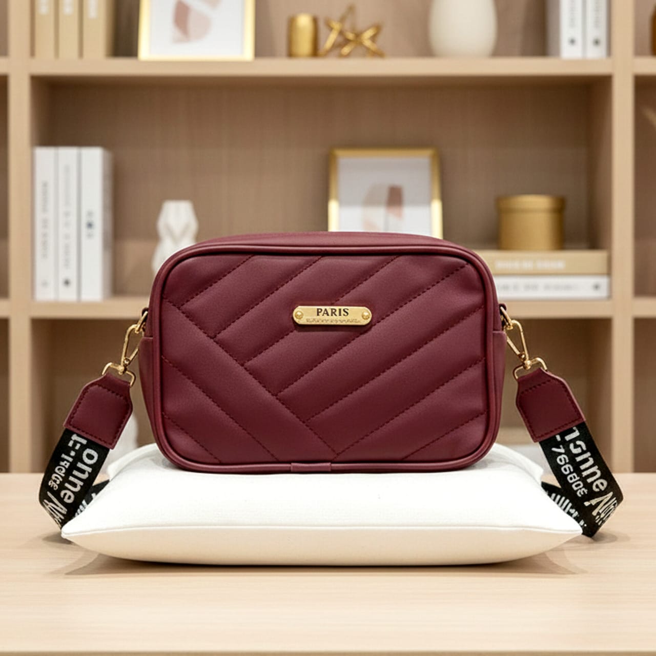 👜 Fashionable Party Hand Bags for Girls – Stand Out in Style/PRADA Brand