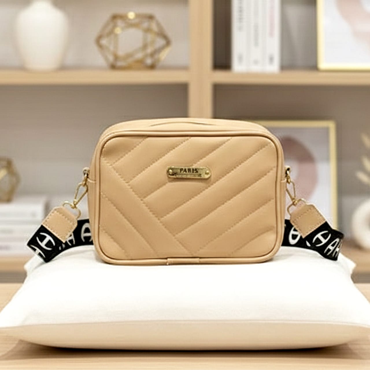 👜 Fashionable Party Hand Bags for Girls – Stand Out in Style/PRADA Brand