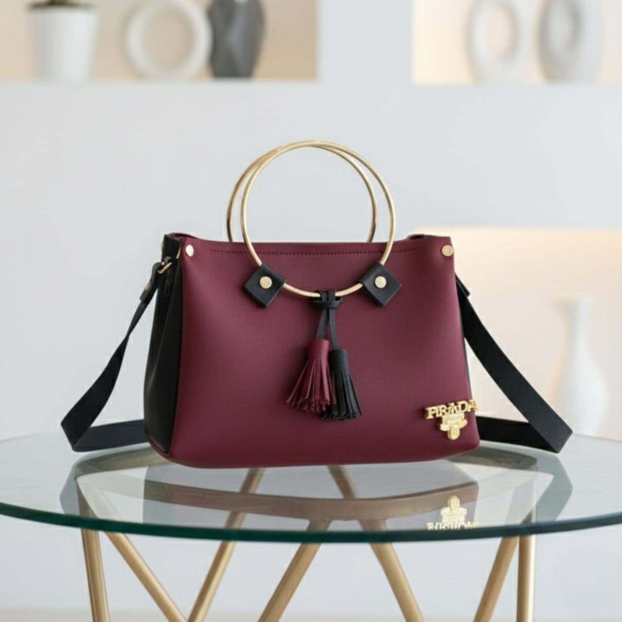 👜 Fashionable Round Handle Bags for Girls – Stand Out in Style/PRADA Brand